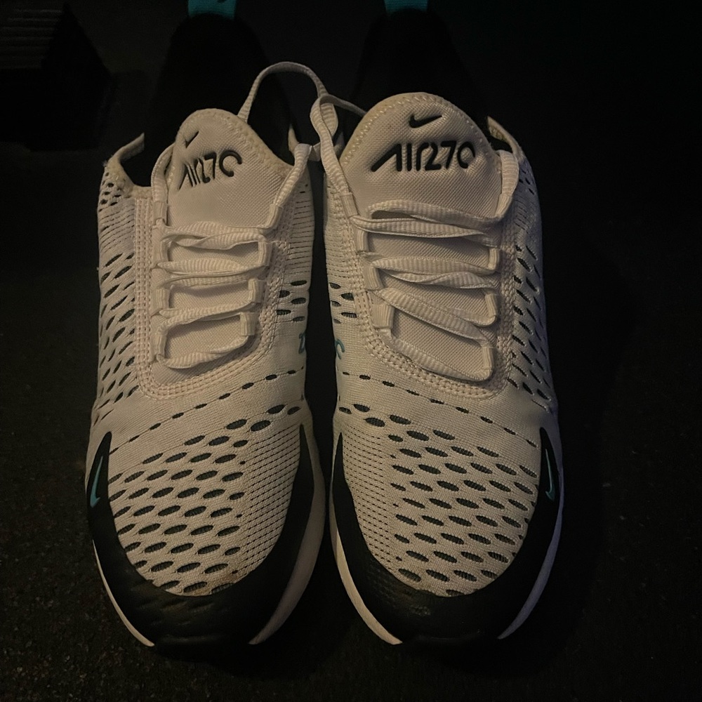 Nike Air Max 270